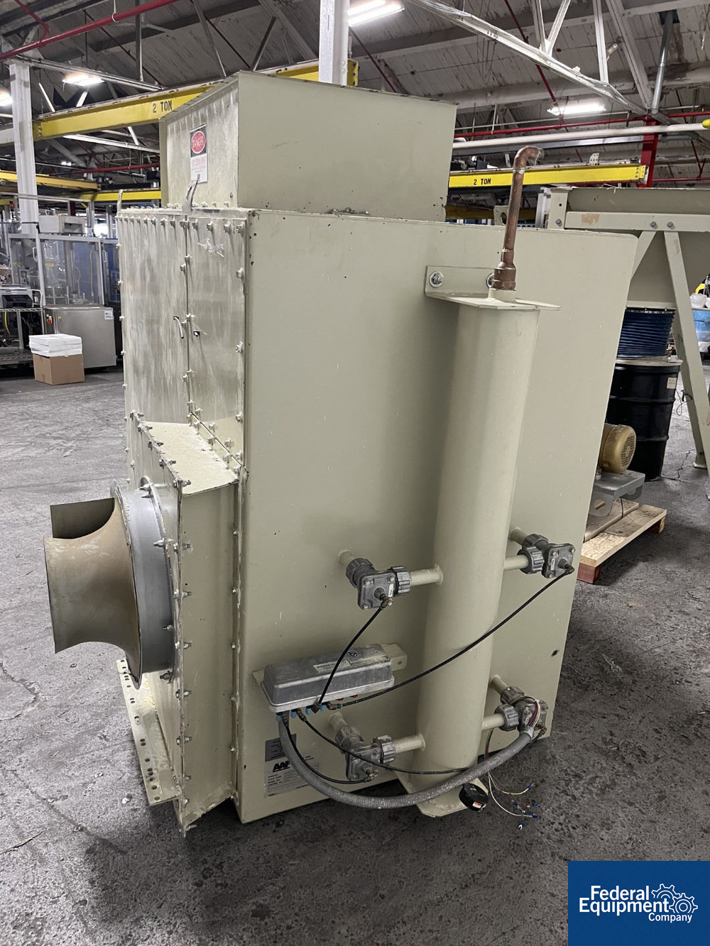 1,648 Sq Ft AAF Dust Collector, C/S, Model 2RC8, 10 HP Federal