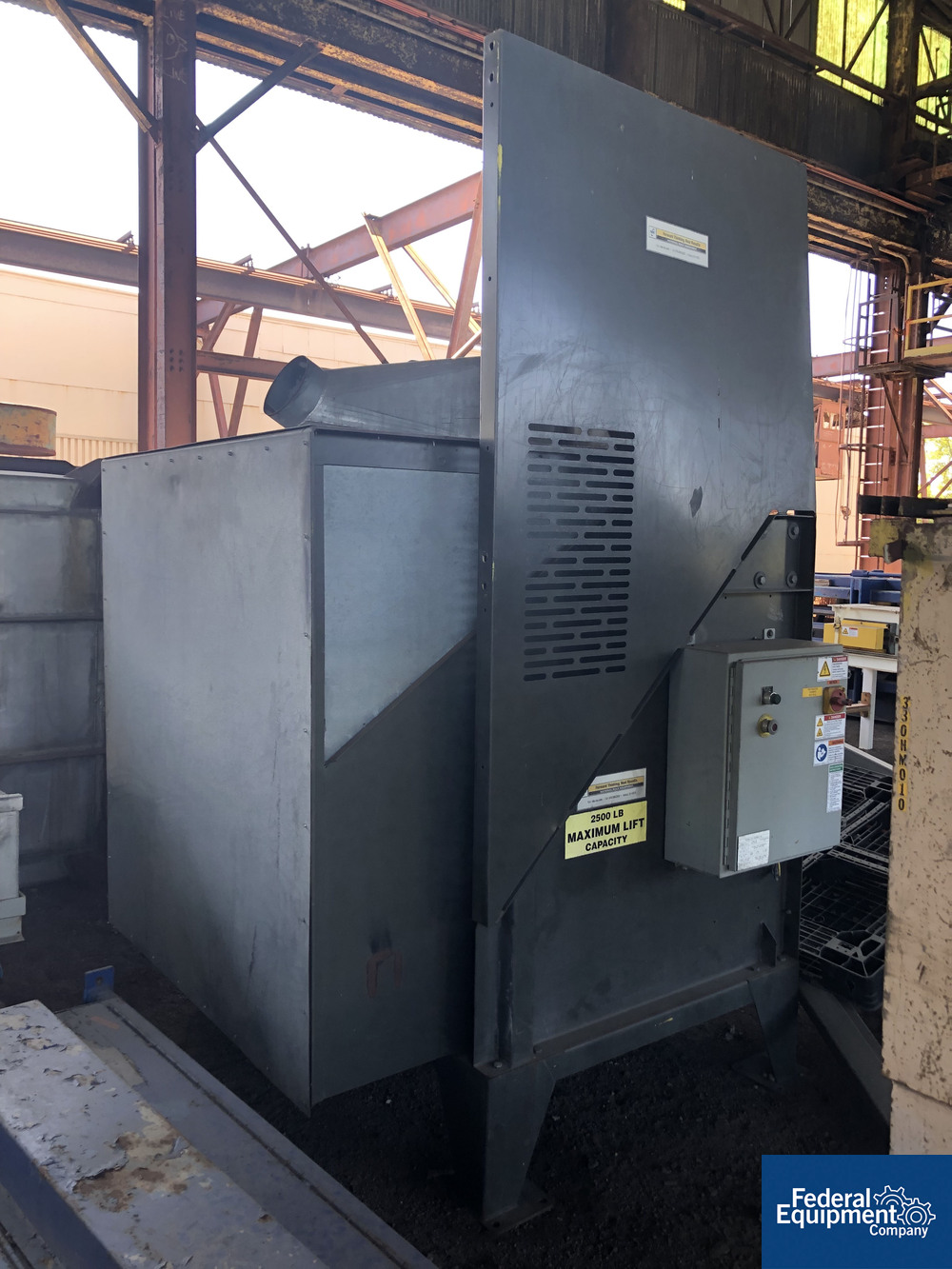 NBE Gaylord Box Dumper, 2500 Federal Equipment Company