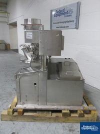 Image of Fitzpatrick D6A Fitzmill, Containment, Screw Feed, S/S, 5 HP 03