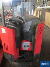 Image of Raymond Electric Forklift, Model EASI R30TT 04