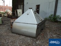 Image of 5'' x 4'' Paul Abbe Pebble Mill, C/S, Jacketed 09