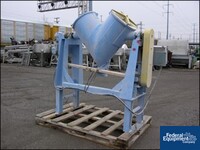 Image of 5 Cu Ft P-K Twin Shell Blender, S/S, 55# Density 03