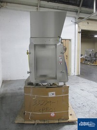 Image of 80" CPS Isolator, 316L S/S, 4 Glove 05