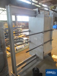 Image of 1,848 Sq Ft ITT Bell & Gosset Plate Heat Exchanger, S/S, 150# 04