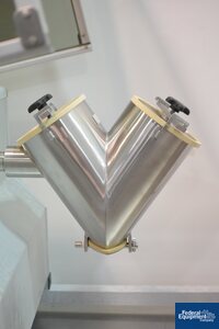 Image of 16/4 Quart P-K Twin Shell Blender, model Blendmater SS 04