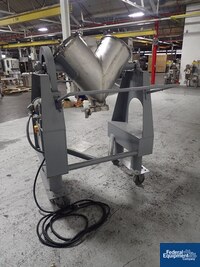 Image of 2 Cu Ft P-K Twin Shell Blender, S/S 05