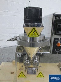 Image of Freund-Vector TFC-LAB Micro Roll Compactor 07