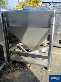 Image of 45 CU FT STAINLESS STEEL TOTE 02