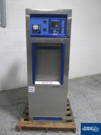 Image of Getinge Autoclave, Model 433HC 02