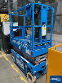 Image of Genie Scissor Lift 03