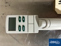 Image of Rainin Pipette, Multichannel Pipetter 02