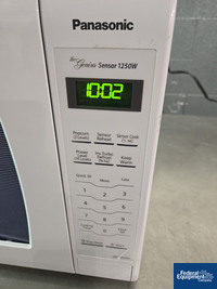 Image of Panasonic Microwave, Model NN-SN936W 05