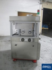 Image of Cadmach CSI-670 Tablet Press, 61 Station 06