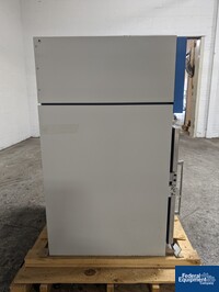 Image of Thermo Scientific Forma Enviromental Chamber, Model 3911 05