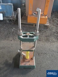 Image of 12 Ton Carver Press, Model C, 6" x 6" 04