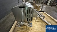 Image of Capmatic Bottle Filling Line 84