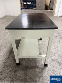 Image of Lab work Table/Desk, 49" x 30" 04