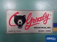 Image of Grizzly Industrial Lathe, Model G5962 02