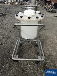 Image of 17 Gal Tank, Plastic 04