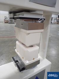 Image of ScanTech X-ray Gauge, Model HF2-3500 11