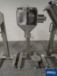 Image of Novinox MAV V Mixing System, S/S 18