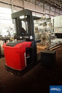 Image of Raymond Electric Order Picker, Model EASI-OPC-30TT 05