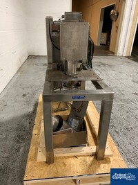 Image of Quadro Comil, Model 197AS, S/S, 2 HP 06