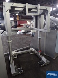 Image of Tote Systems Double Pedestal Tote Blender, S/S 13