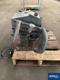 Image of Red Devil Shaker, Model 5400 06