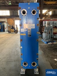 Image of 798 Sq Ft APV Plate Heat Exchanger, S/S, 150# 05