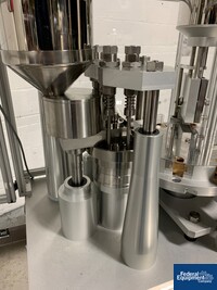 Image of Dott Bonapace InCap Capsule Filler 08
