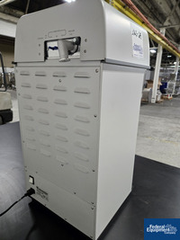 Image of Micromeritics Tristar II Plus surface area and porosity analyzer, Model 3030 04