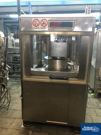 Image of Fette Tablet Press, Model 2090 03