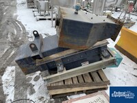 Image of 23" JVI Vibrating Feeder 04
