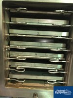 Image of 28.40 Sq Ft United McGill Vacuum Shelf Dryer, 316 S/S 04