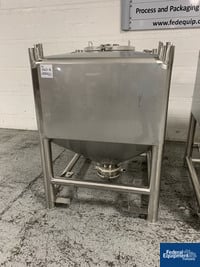 Image of 1,350 Liter GEA Buck Systems Tote, model 13373-A02 02