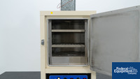 Image of VWR Lab Oven, Model 1330 04