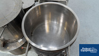 Image of 18.5" Stainless Steel Mixing Cans, (7) 04