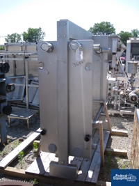 Image of 804 Sq Ft Alfa Laval Plate Heat Exchanger, S/S, 145# 04