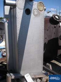 Image of 804 Sq Ft Alfa Laval Plate Heat Exchanger, S/S, 145# 05