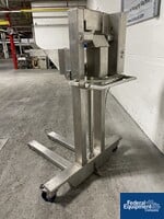 Image of Tablet Press Turret Lift, S/S 03