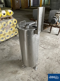 Image of 25 Gal B&G Stainless Tank, S/S 04