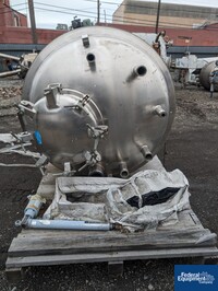 Image of 300 Gal Mueller Insulated Tank, S/S 30#-FV 05