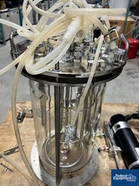 Image of Eppendorf New Brunswick BioFlo/CelliGen 115 Fermenter Bioreactor 15
