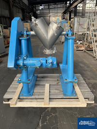 Image of 1 Cu Ft P-K CrossFlow Twin Shell Blender, S/S 05