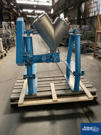 Image of 2 Cu Ft P-K CrossFlow Twin Shell Blender, S/S 05