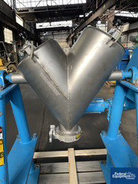 Image of 2 Cu Ft P-K CrossFlow Twin Shell Blender, S/S 08