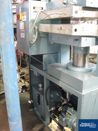 Image of 25 Ton PHI Press, 18" x 18" 04