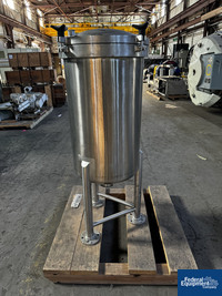 Image of 400 Liter Lee Receiver Tank, S/S, 15# 05