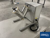 Image of GlobePharma Mini Blend V-Blender 06